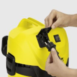 Steckdose mit Ein‑/Ausschaltautomatik für die Arbeit mit Elektrowerkzeugen
