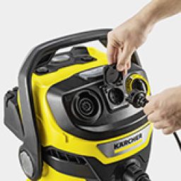 Steckdose mit Ein‑/Ausschaltautomatik für die Arbeit mit Elektrowerkzeugen