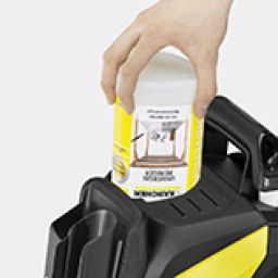 Plug 'n' Clean System